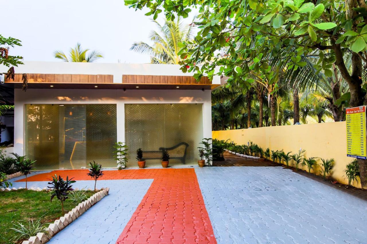 Oyo Flagship 19362 Sai Coco Resort Morjim Buitenkant foto